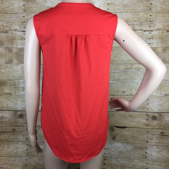 Banana Republic Red Sleeveless Blouse - Picture 5 of 8